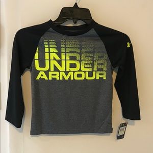 Under Armour boys size 4 long sleeve shirt